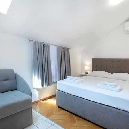 Apartmaji Pri Perotu Izola Esterno foto
