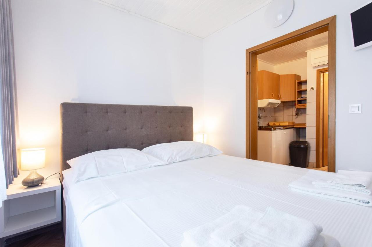 Apartmaji Pri Perotu Izola Esterno foto